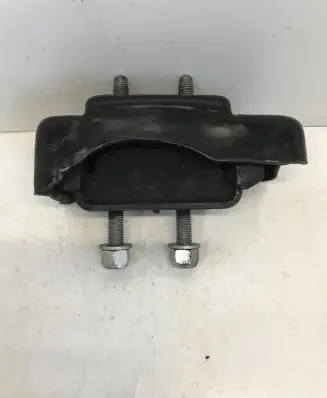 Iveco Daily 6th gen Engine mount bracket 5801283685