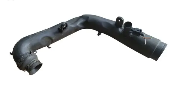 Volkswagen PASSAT B6 Intercooler hose/pipe 1K0129654AB