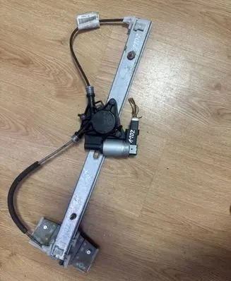Mazda 2 Front door window regulator with motor CM011750 TD786428