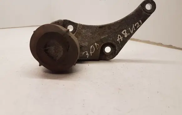 Audi A8 S8 D3 4E Engine mounting bracket 4E0199343AG