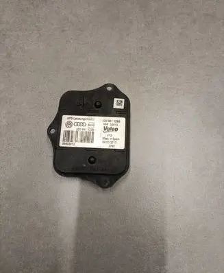 Volkswagen PASSAT B7 Headlight ballast module Xenon 3D0941329B 89503912