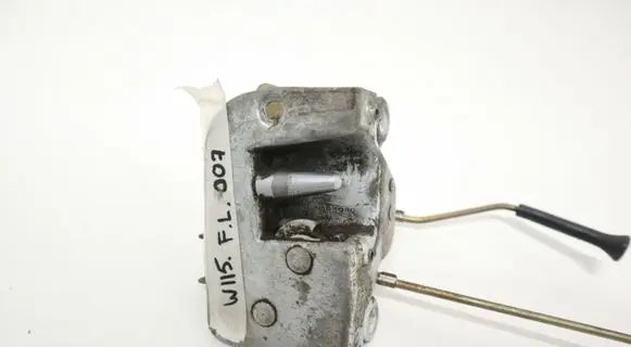 Mercedes-Benz COMPAKT W115 Front door lock