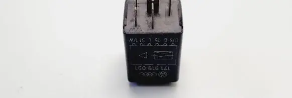 Volkswagen Golf II Other relay 171919091
