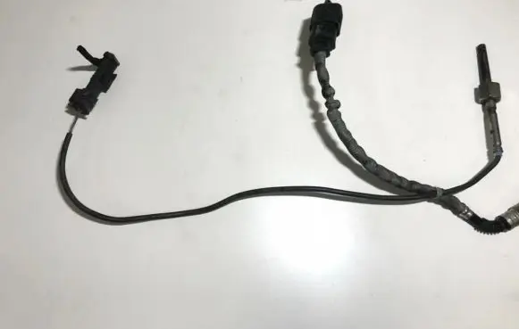 Mercedes-Benz ML W166 Exhaust gas temperature sensor a0009053905 ht0002