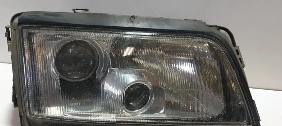 Audi A8 S8 D3 4E Headlight/headlamp 4D0941030E 1307022219 307022219