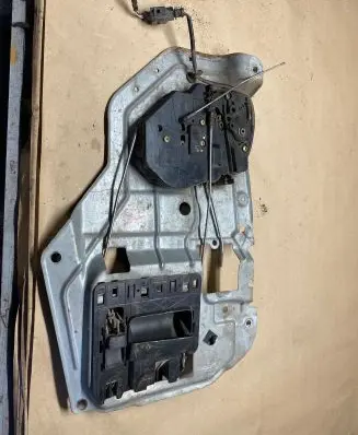 Volkswagen Transporter - Caravelle T5 Loading door lock 7H0829309C