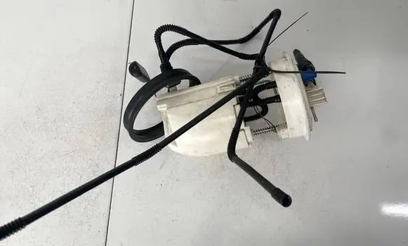 Subaru Legacy Fuel level sensor 42081AJ000 116010-0010