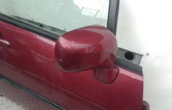 Suzuki Liana Front door electric wing mirror