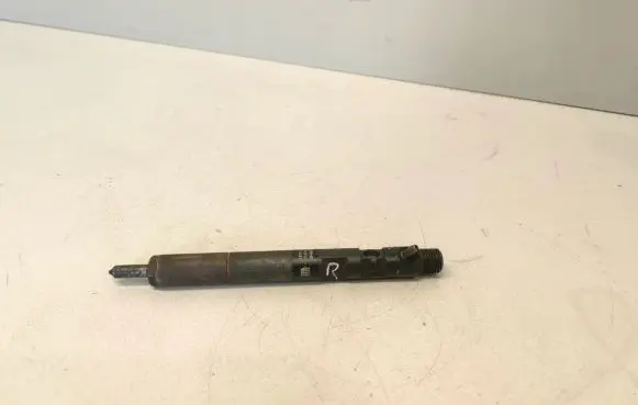 KIA Carnival Fuel injector 338004X500 338014X500