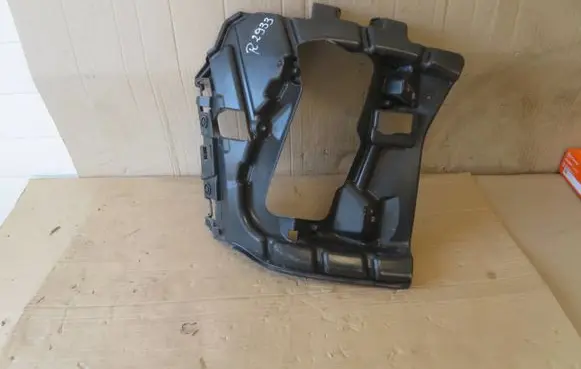 Volkswagen T-Roc Front bumper mounting bracket 2GA807724E