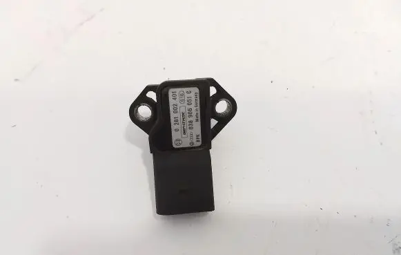 Volkswagen PASSAT B6 Air pressure sensor 038906051C