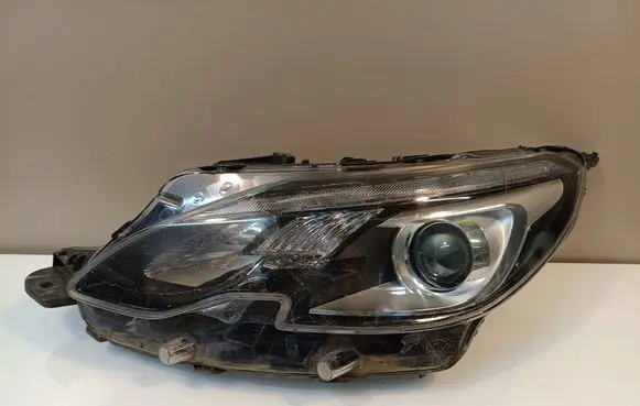 Peugeot 2008 I Headlight/headlamp 9814749080