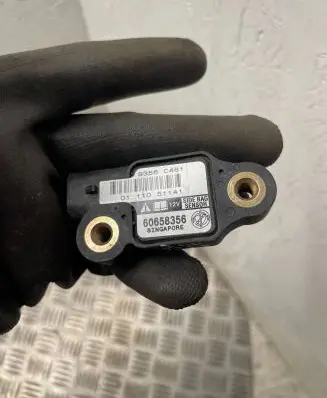 Alfa Romeo 156 Airbag deployment crash/impact sensor 60658356 8356C481 0111051141