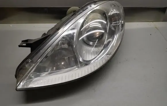 Mercedes-Benz A W169 Headlight/headlamp A1698200761