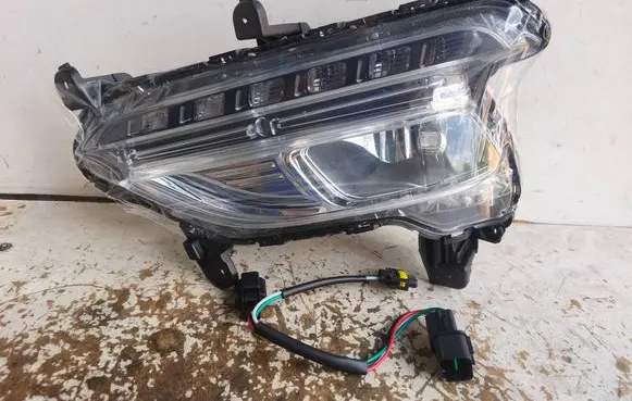 Hyundai Santa Fe LED Daytime headlight 922012W500