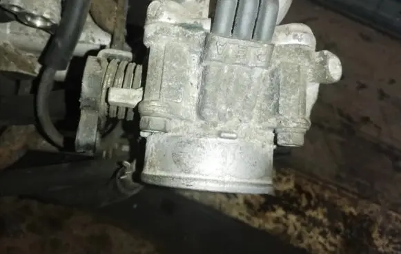 Mitsubishi Colt Throttle valve