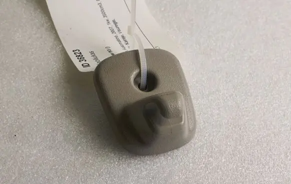 Sun visor clip/hook/bracket