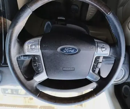 Ford Mondeo MK IV Steering wheel