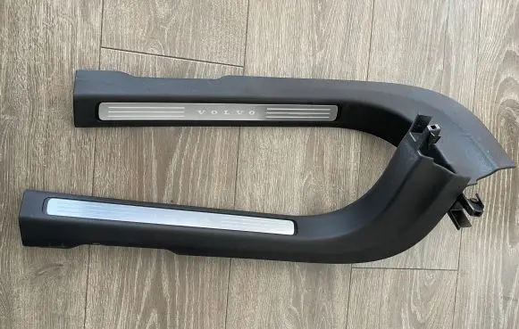 Volvo S90, V90 Side skirt rear trim 39838868 39838861