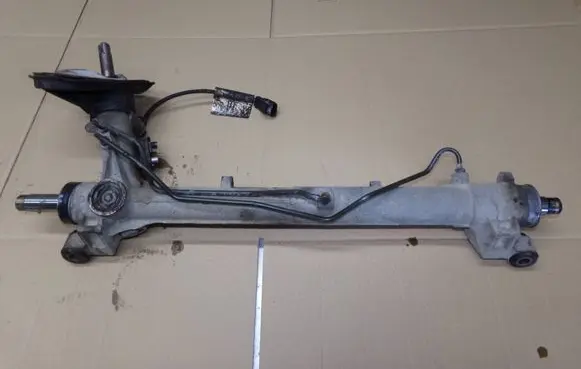 Ford Focus C-MAX Steering rack 3M513A500AN