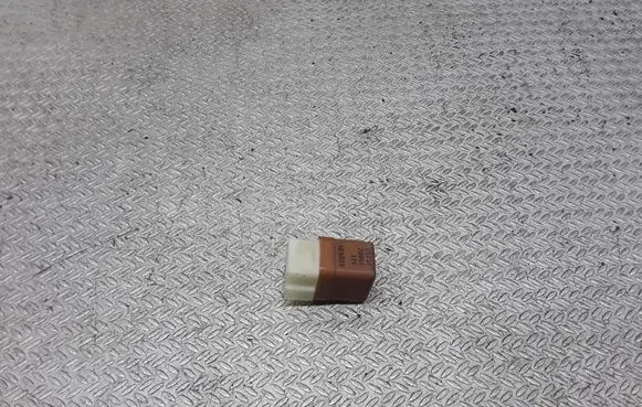 Nissan Primera Other relay 2523079964