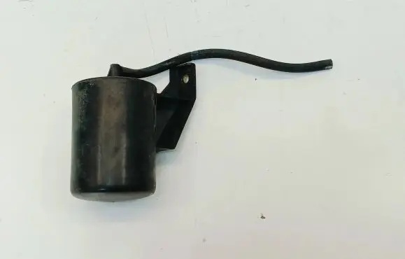 Honda Prelude Vacuum air tank 