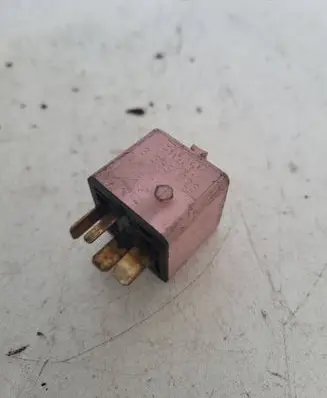 BMW 3 E46 Other relay 8365326