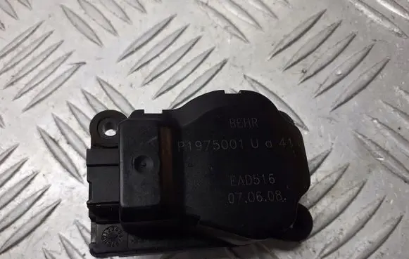 Citroen C5 A/C air flow flap actuator/motor EAD516P1975001U
