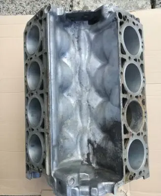 Mercedes-Benz SL R107 Engine block 