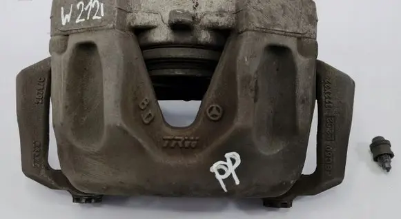 Mercedes-Benz E W212 Rear brake caliper