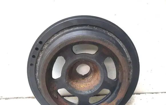 Mercedes-Benz E W210 Crankshaft pulley A6110300303