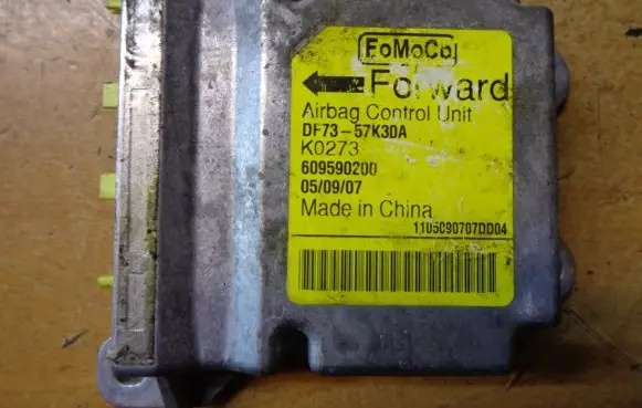 Mazda 2 Airbag control unit/module DF7357K30A