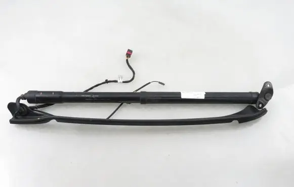 Volkswagen Touareg I Shock absorber/damper mounting bracket 7P6827851A