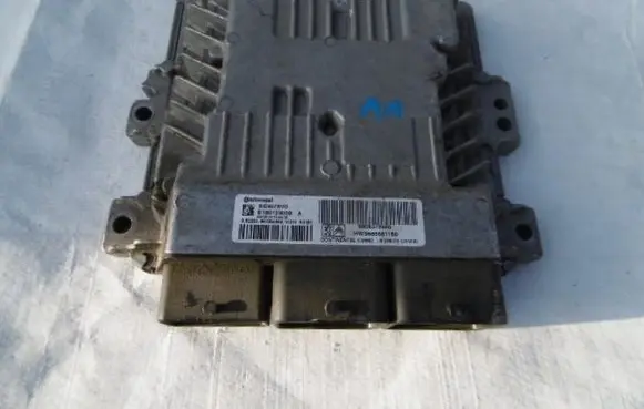 Citroen C4 I Picasso Engine control unit/module 9808376980