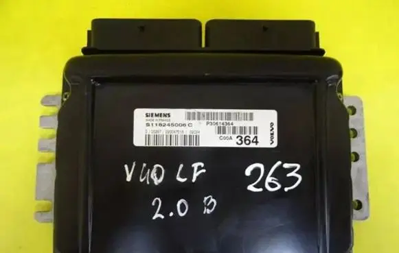 Volvo S40, V40 Engine control unit/module S118245006C