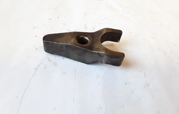 Lexus IS 220D-250-350 Fuel Injector clamp holder NOCODE