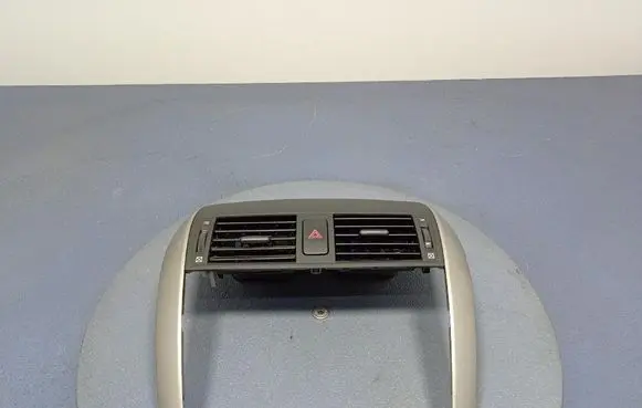 Toyota Corolla E120 E130 Dashboard side air vent grill/cover trim 5566312120