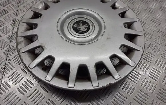 Peugeot 307 R15 wheel hub/cap/trim 1J0601147H