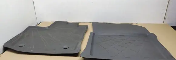Dacia Dokker Car floor mat set 8201149651 8201149589 8201282284