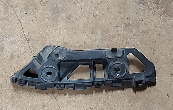 Volkswagen Caddy Front bumper mounting bracket 2K5807184
