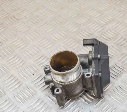 Volkswagen PASSAT CC Throttle valve