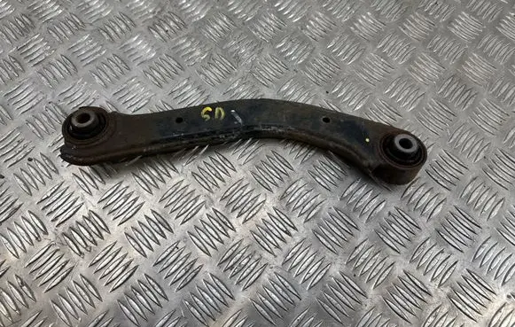 KIA Sorento Rear upper control arm/wishbone 