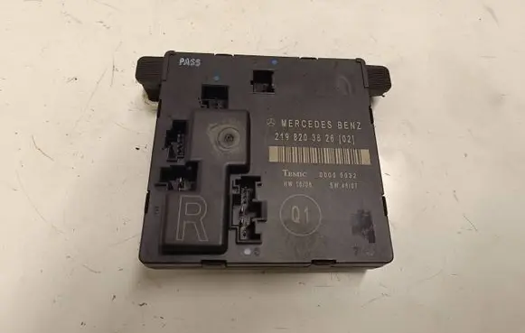 Mercedes-Benz CLS C219 Door control unit/module 2198203626
