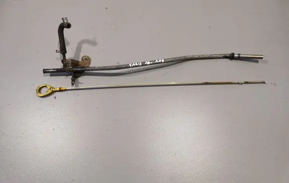 Toyota Yaris Oil level dip stick 