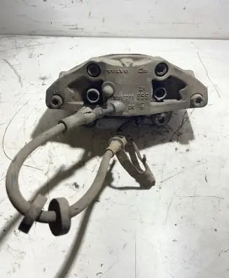 Volvo XC90 Front brake caliper 30657303