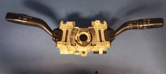 Mazda 626 Indicator stalk 17B122