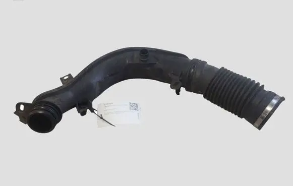 Peugeot 3008 I Intercooler hose/pipe M06021A152