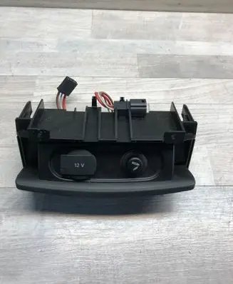 Audi A6 S6 C7 4G 12 V Socket (rear) 4G0919565A 1192859