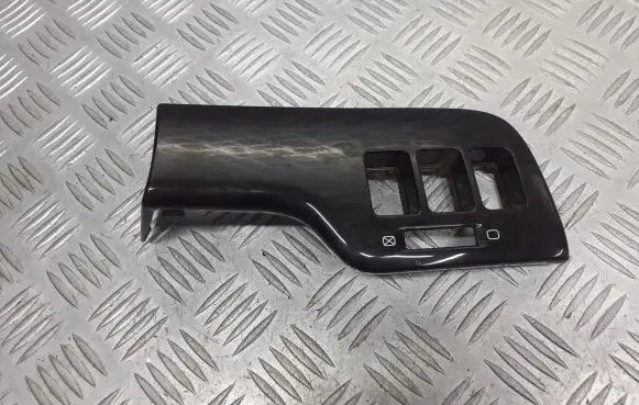 Subaru Legacy Dashboard lower bottom trim panel J07Q