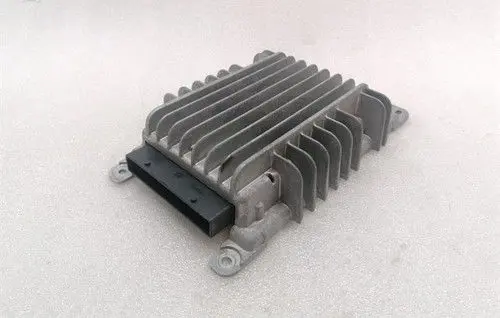 Maybach 57/62 Sound amplifier A2408203389